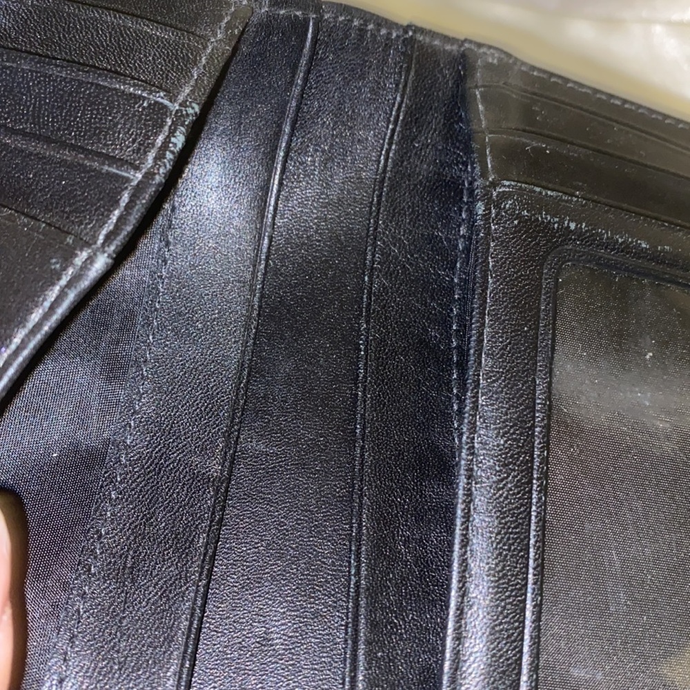 Black leather Coach wallet - Picture 11 of 11